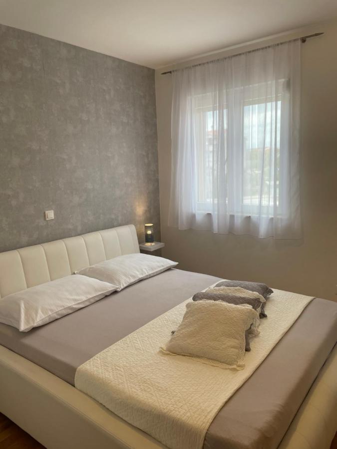 Apartments Tony Biograd Na Moru Luaran gambar