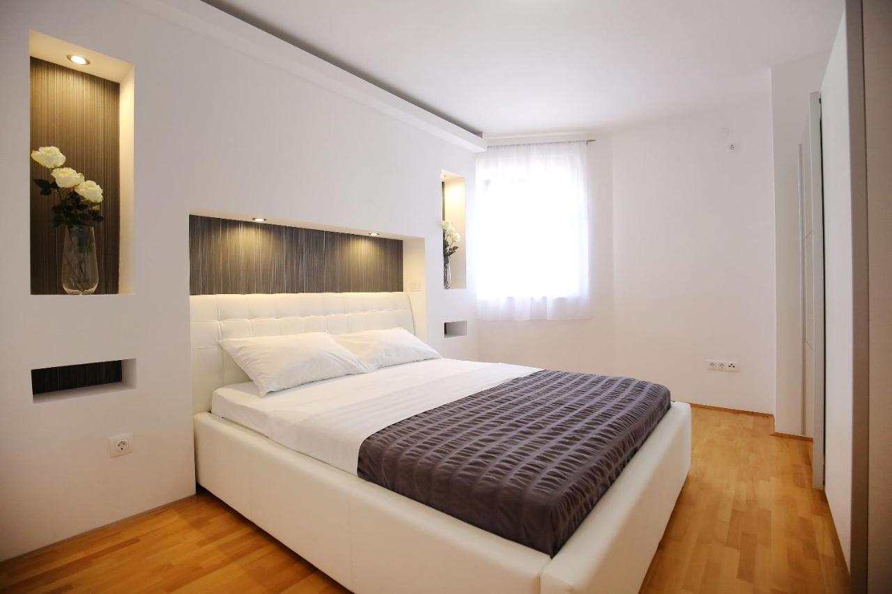 Apartments Tony Biograd Na Moru Luaran gambar