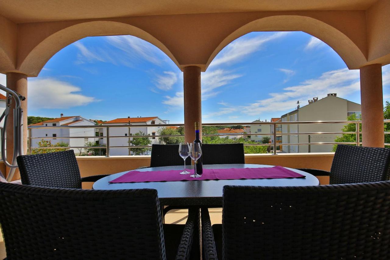 Apartments Tony Biograd Na Moru Luaran gambar