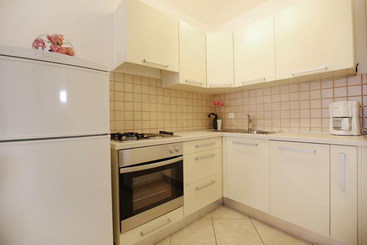 Apartments Tony Biograd Na Moru Luaran gambar