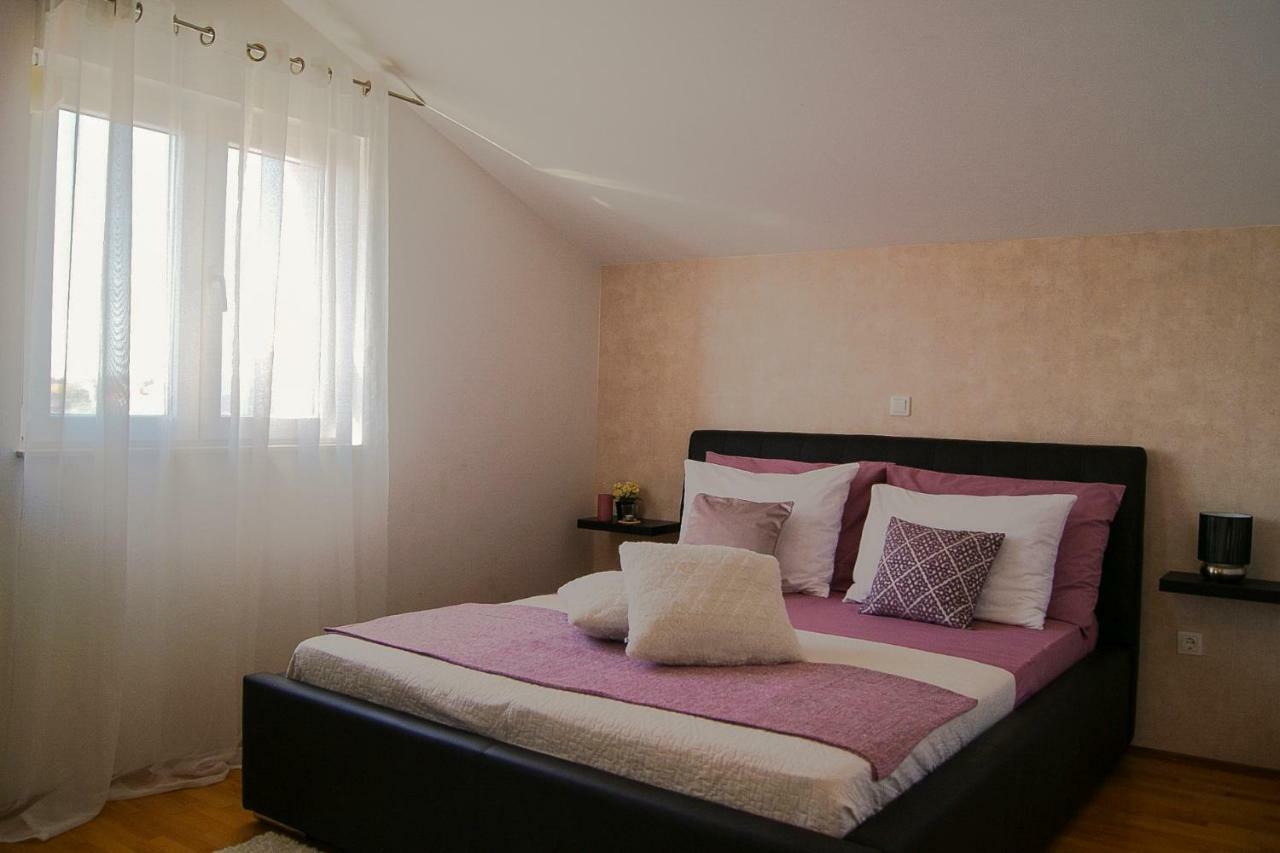 Apartments Tony Biograd Na Moru Luaran gambar