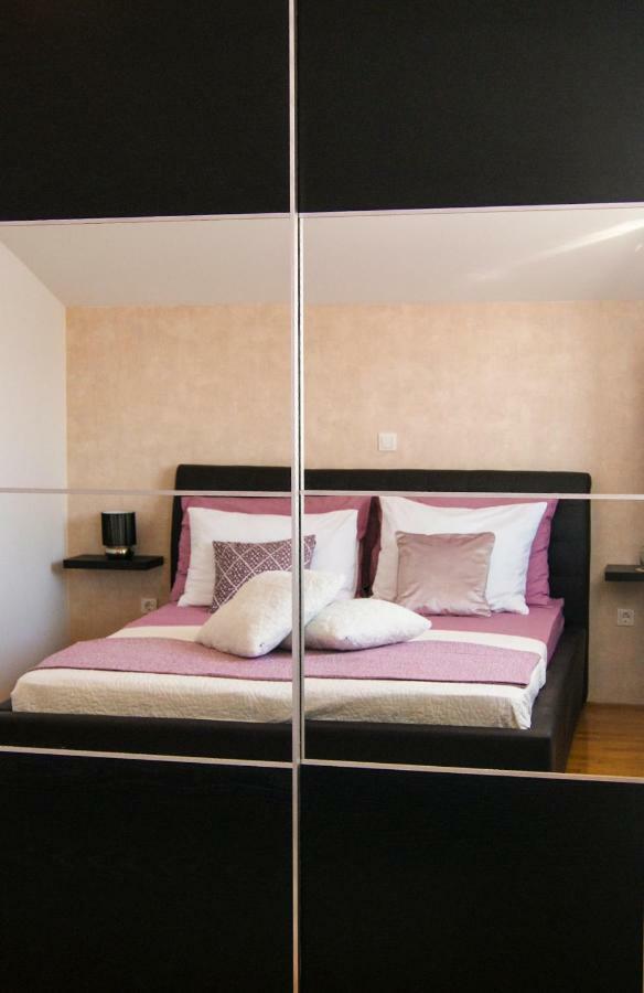 Apartments Tony Biograd Na Moru Luaran gambar