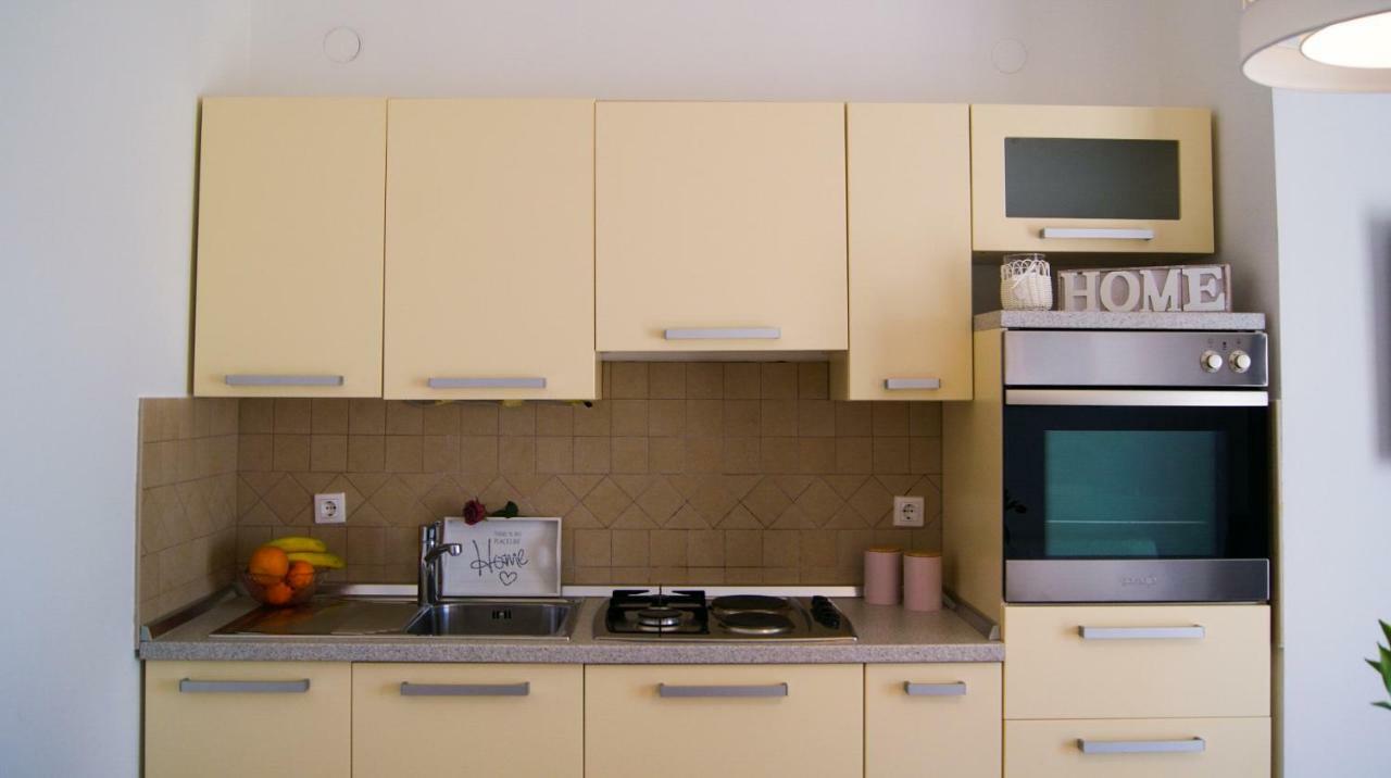 Apartments Tony Biograd Na Moru Luaran gambar