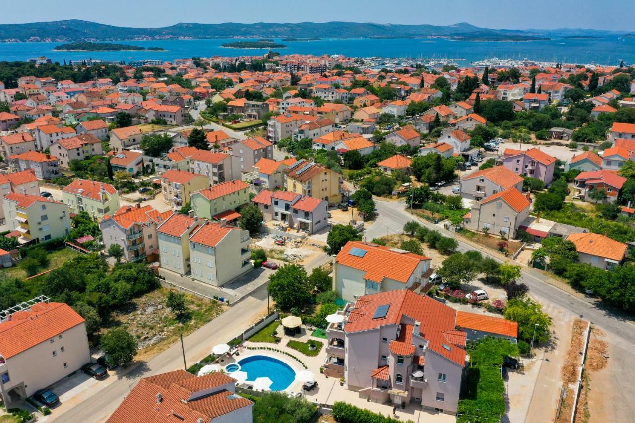 Apartments Tony Biograd Na Moru Luaran gambar