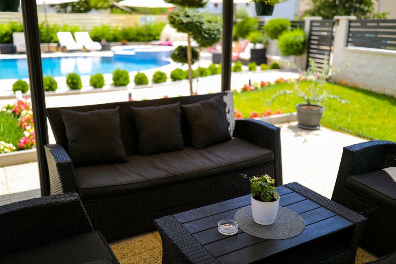 Apartments Tony Biograd Na Moru Luaran gambar