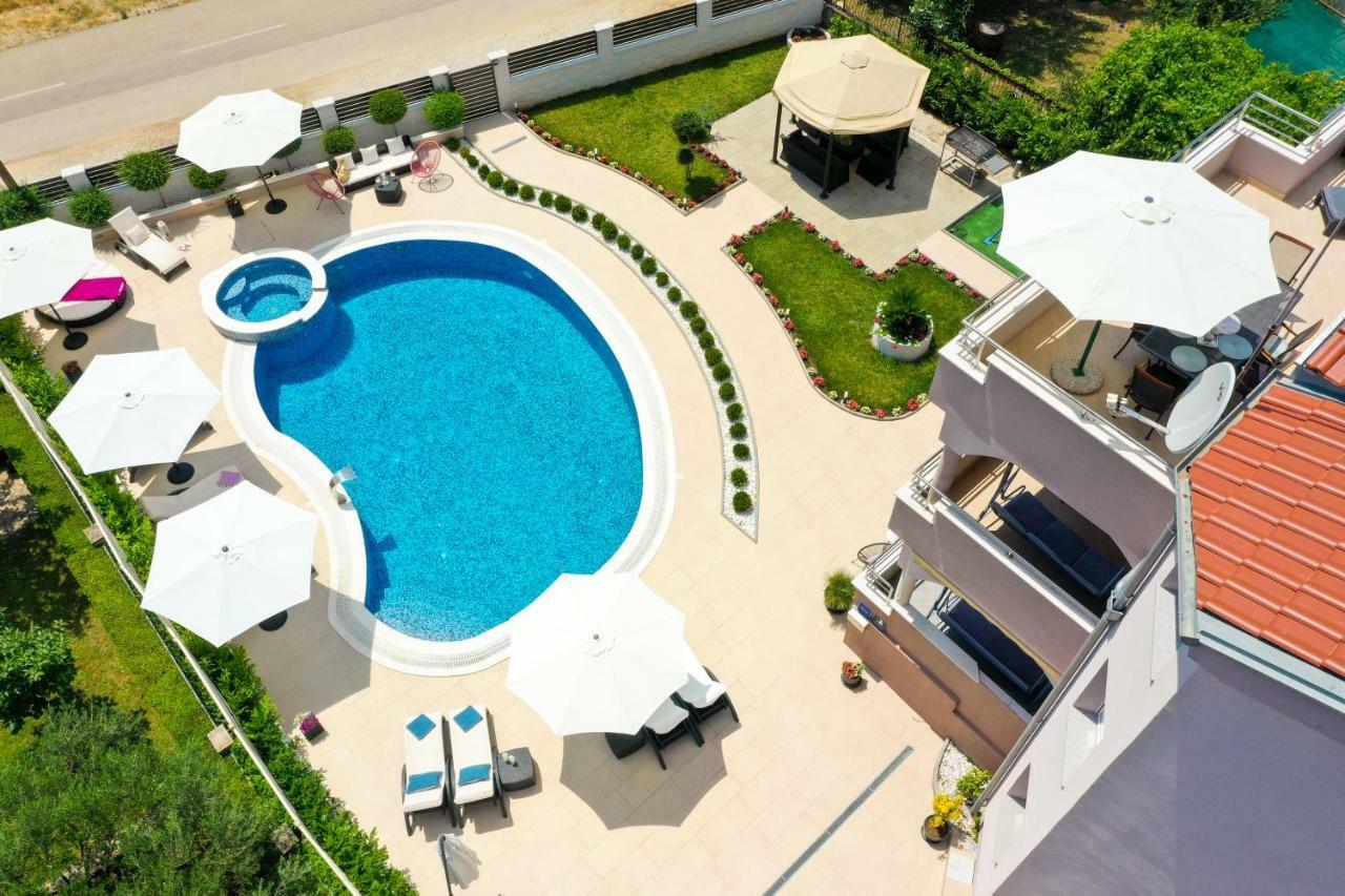 Apartments Tony Biograd Na Moru Luaran gambar