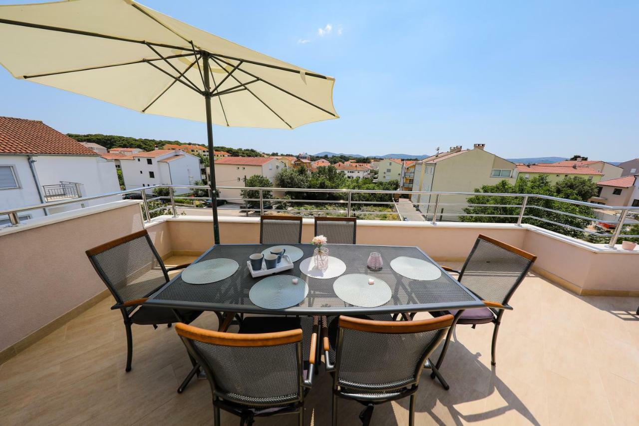 Apartments Tony Biograd Na Moru Luaran gambar