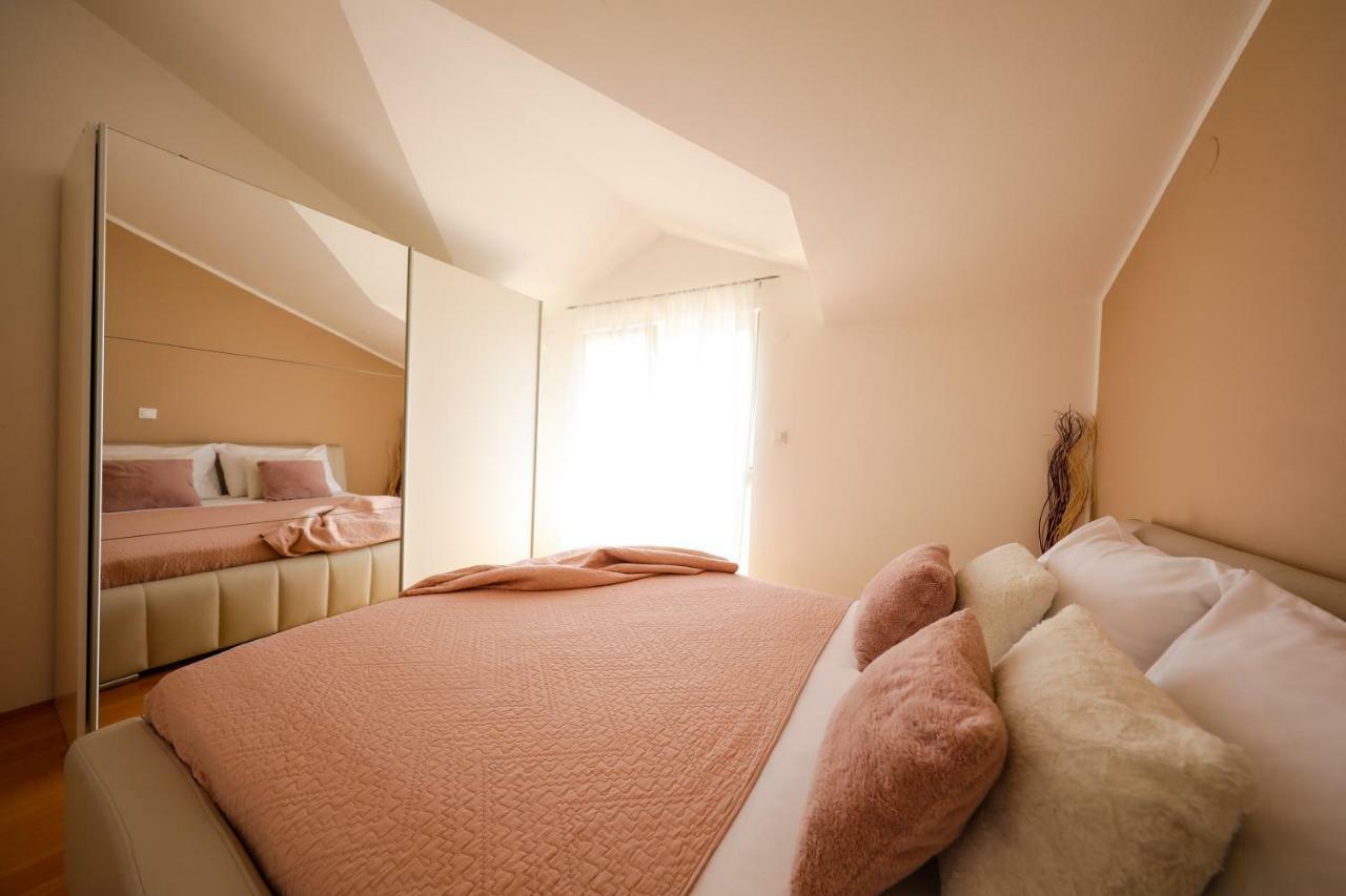 Apartments Tony Biograd Na Moru Luaran gambar