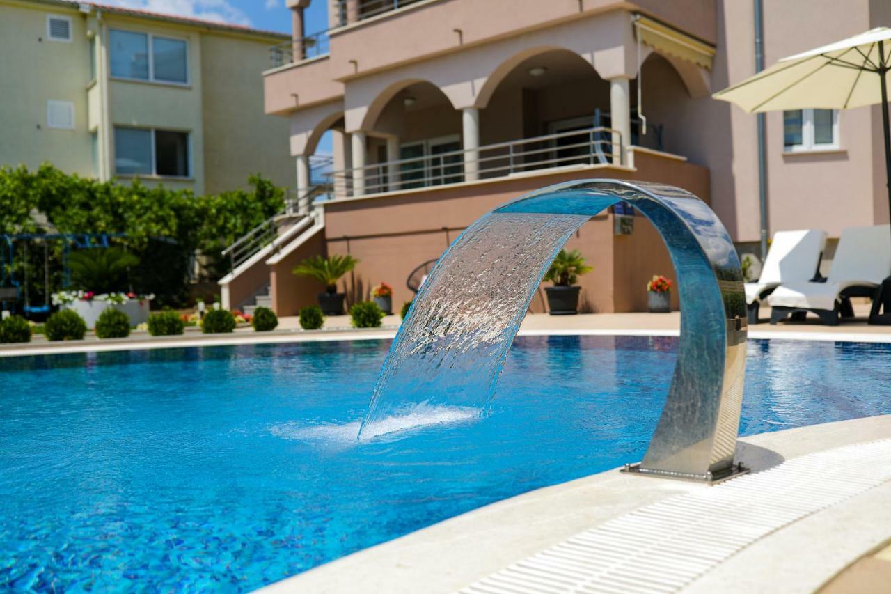 Apartments Tony Biograd Na Moru Luaran gambar