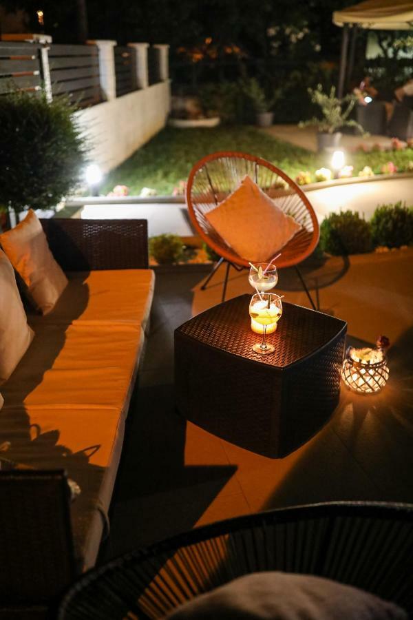 Apartments Tony Biograd Na Moru Luaran gambar