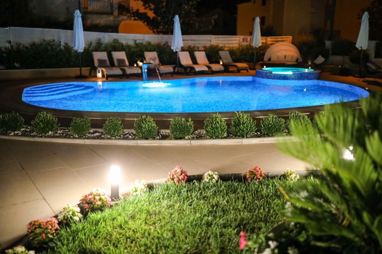Apartments Tony Biograd Na Moru Luaran gambar